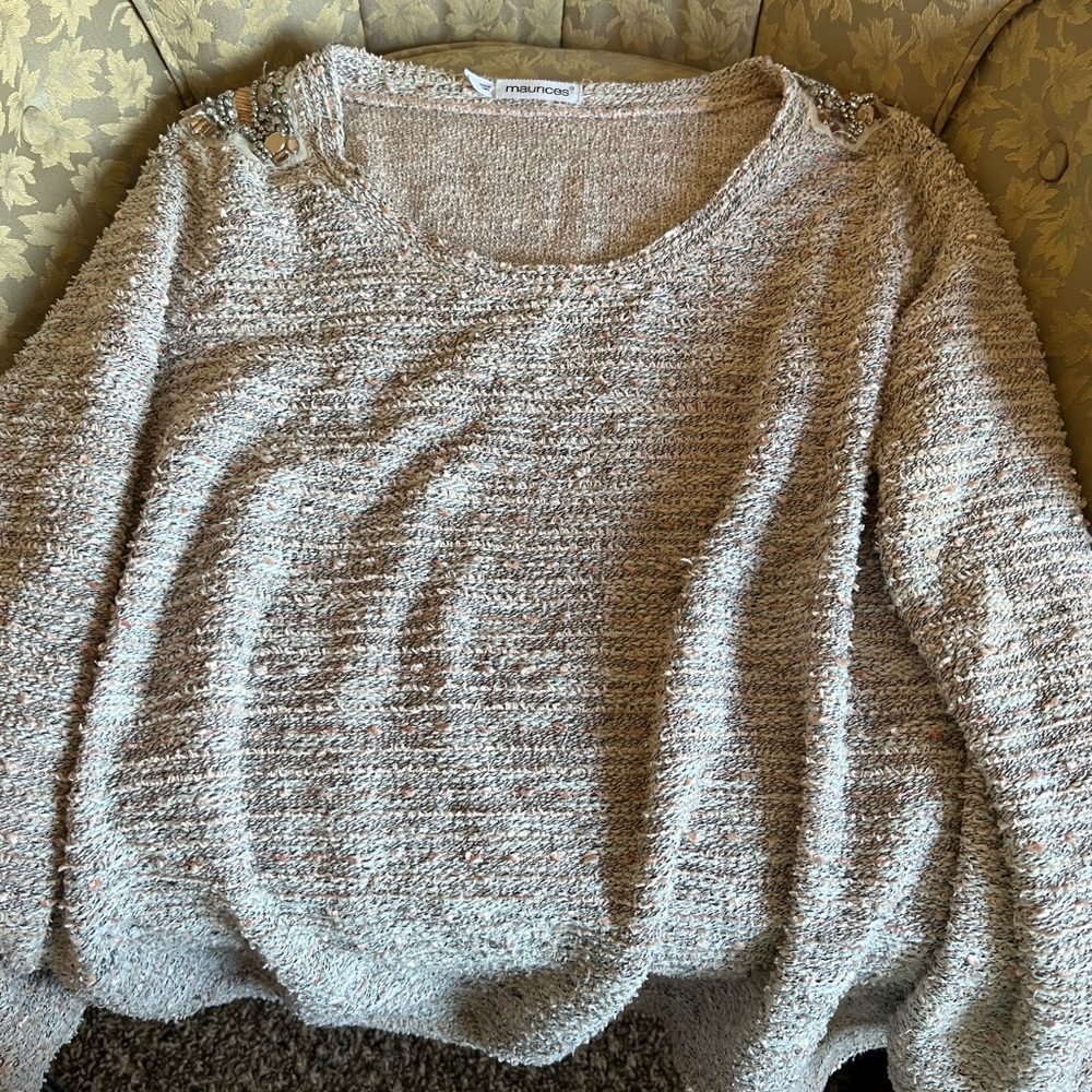 Brand new never warn sweater